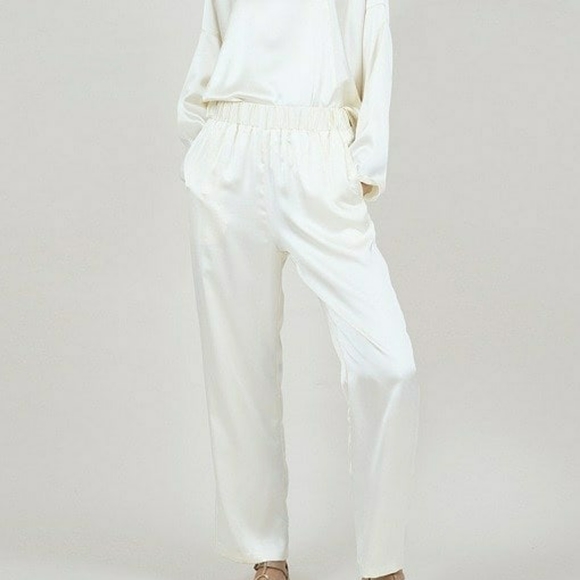 Molly Bracken x Lili Sidonio set - Picture 1 of 2